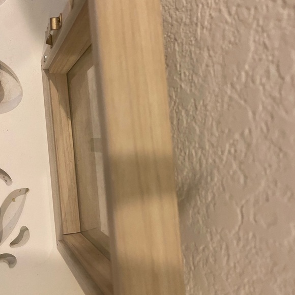 Vintage Signed Textured Fabric Botanical Wall Art with Natural Wood Frame 7”x 7” - Picture 9 of 10